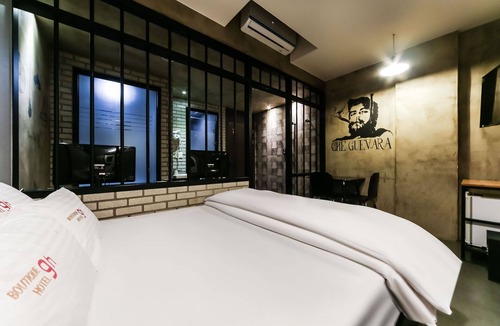 Daemyeong-dong Hotel | Daegu Daemyeongdong 9h