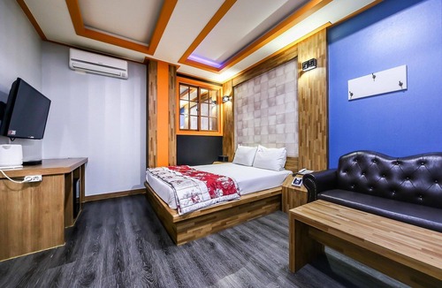 Sang-dong Hotel | Daegu Suseonggu J