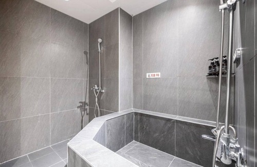 Jung-gu Hotel | Daeheung Manwol Hotel