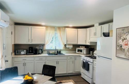 Cromberg House | Dafna, Unit 3 - Two Bedroom, One Bath