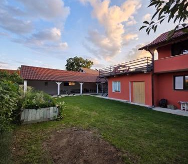 Cartisoara House | Dai Nonni