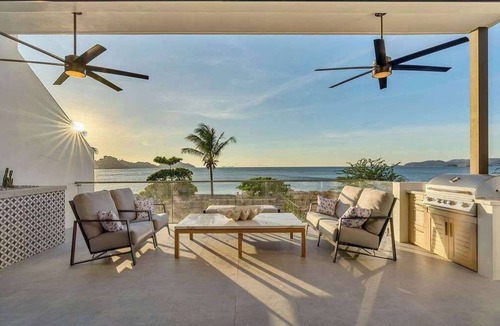 Potrero Villa | Daily Breakfast Included & Infinity Pool Paradise