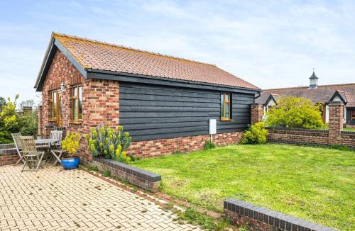 Brightlingsea House | Dairy Cottage