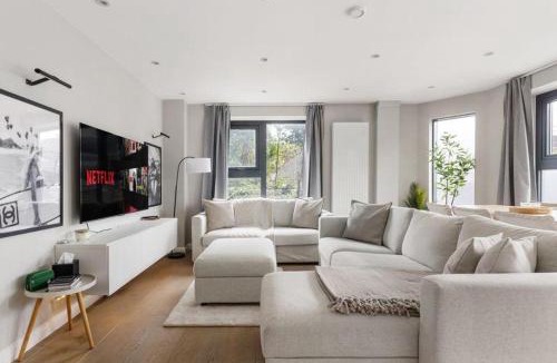 Livesey Apartment | DAISI - 1 stop to London Bridge