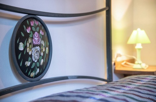Pontassieve House | Daisy bedroom