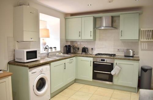 Guyzance House | Daisy Cottage