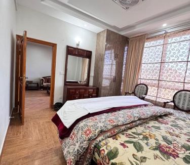 Murree House | Daisy Cottage