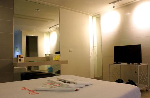 Pasig Hotel | Daisy Drive Inn