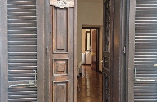 Como Apartment | Daisy, Flower Lodge, Como
