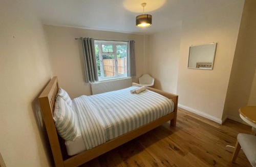 Oakleigh House | Daisy