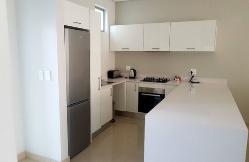 Sandown Apartment | Daisy Place