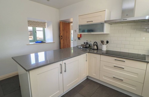 Compton Martin Cottage | Dale Barton