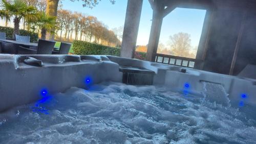 Stieltjeskanaal Apartment | Dalerheugte Drenthe Vakantiehuisje Wellness 4 met jacuzzi, prachtig uitzicht en twee slaapkamers