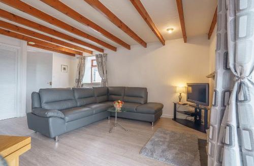 Thornhill House | Dalgarnock Cottage