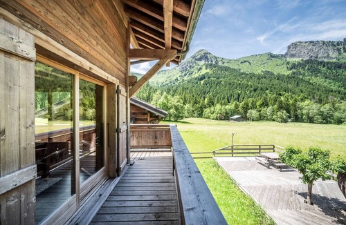 Morzine Ski Chalet | Dalle Cachee: Typical and charming chalet 4 bedroom/2 bathroom