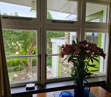 Roxburgh House | Dalton's Deed