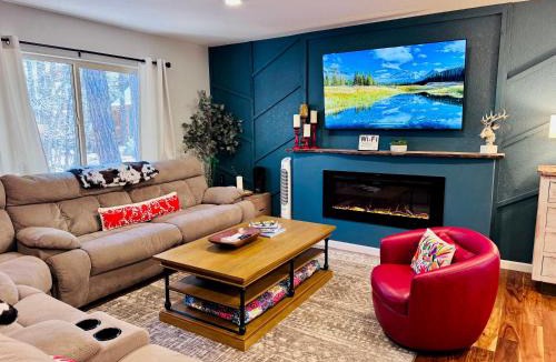 Pinetop House | Dam Fun Cabin
