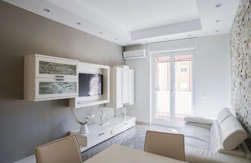 Quartiere XVII Trieste Apartment | Damagi Home