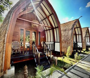 Sumbawa Barat Hotel | Damai Bungalows