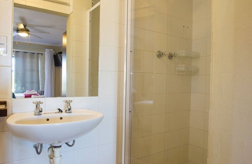 Worcester House | Damas