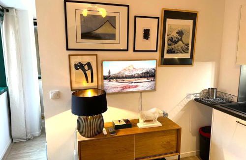 Gambetta Apartment | Dana centre mer 16