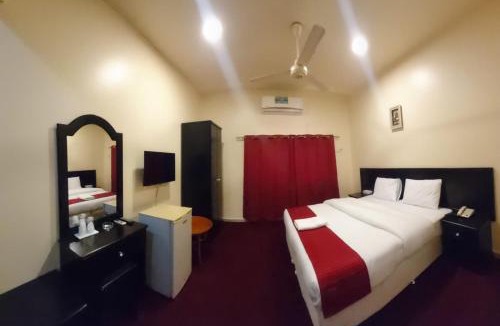 Al Sharq Hotel | DANA HOTEL-Clock Tower Sharjah