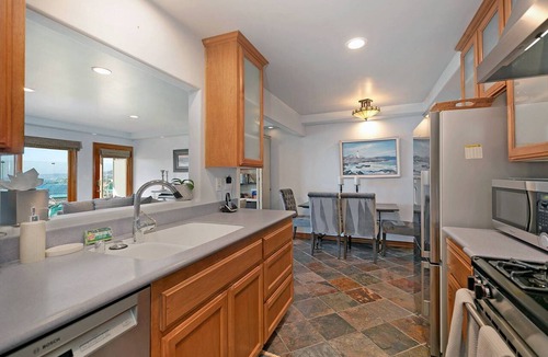 Dana Point Condo | Dana Point Luxury Oceanfront Condo - STR14-0091 - views galore!
