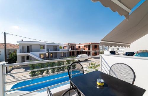 Paralia Ofryniou Apartment | Danai & Palm Stay Complex by Horizon Homes