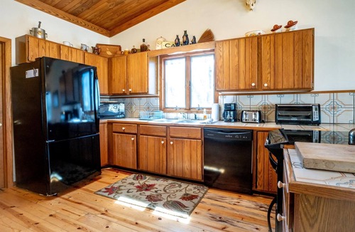 Old Timberline House | Dancing Bear - 349 Ridge Road Dancing Bear - Private Wooded Lot, Pet Friendly, Lake Access