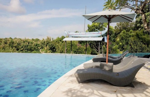 Kampial Villa | Dancing Haca Villa - 2BR with Public Pool 15