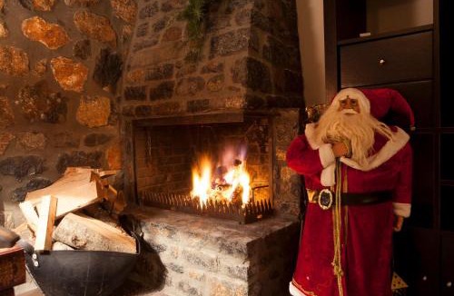 Aghios Athanasios Ski Chalet | Dandy Villas Palios Agios Athanasios - Rustic - Fireplace - Village Square