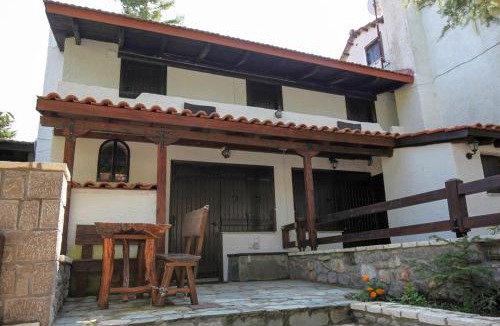 Eptalofos Ski Chalet | Dandy Villas Agoriani - Chalet Kallisti - Fireplace - Up to 6