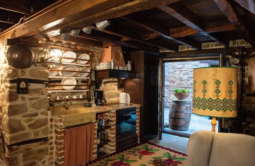 Arnaia Ski Chalet | Dandy Villas Arnea Arni