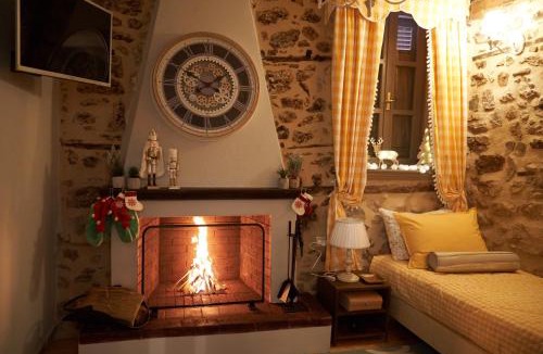 Raftis Villa | Dandy Villas Dimitsana - a family ideal charming home in a quaint historic neighborhood - 2 fireplaces for romantic nights