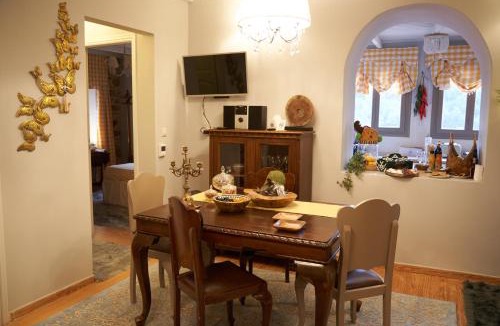 Raftis Villa | Dandy Villas Dimitsana - a family ideal charming home in a quaint historic neighborhood - 2 fireplaces for romantic nights