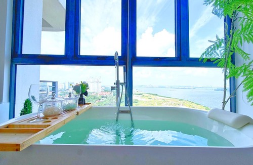 Central District Apartment | Danga Bay Country Garden by Short Escape