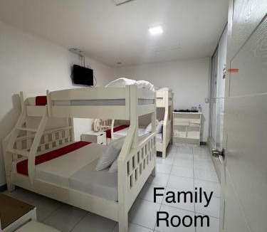 Odiongan Bed & Breakfast | Danica Villa