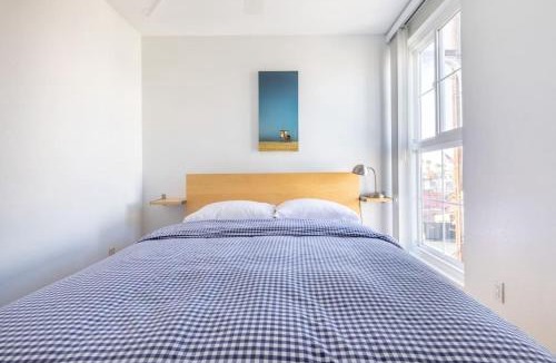 West Newport Apartment | Daniel - Oceanview