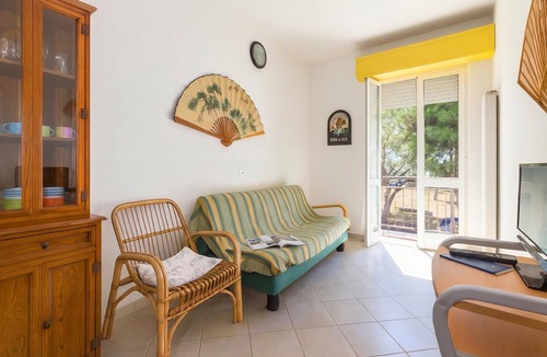 Ronchi Apartment | Daniela 1 100m From Sea, Marina di Massa, Italy