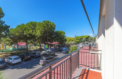 Ronchi Apartment | Daniela 1 100m From Sea, Marina di Massa, Italy