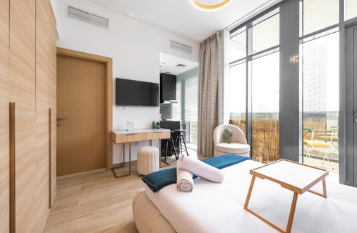 Jumeirah Village Circle Apartment | Daniels Cozy Studio at JVC