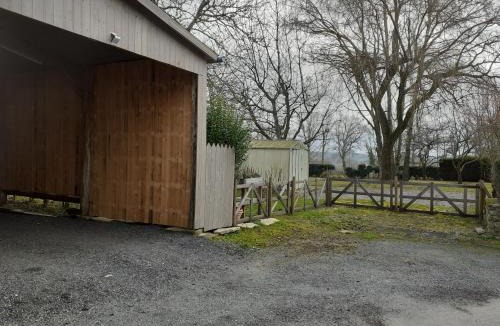 Azerables House | DANS LA MAISON D'A COTE
