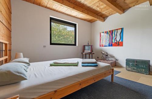 Dunavatu de Jos Villa | Danube Delta Villa with Pool, BBQ & Free Private Parking