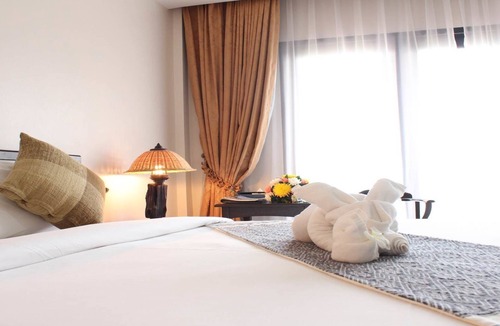 Savannakhet Hotel | Daosavanh Resort & Spa
