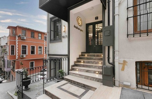 Taksim Apartment | Daphne Suite ; Comfort & Privacy