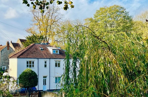 Keynsham Apartment | Dapps Hill Haven