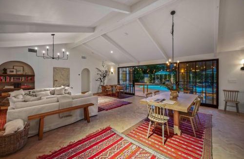 Deepwell Estates House | Dar Amani