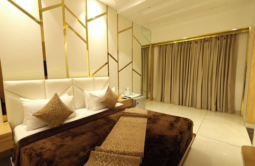 Bareilly Hotel | Darbar E Khas