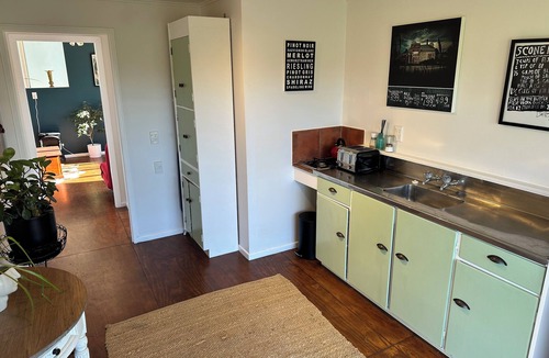 Greytown Cottage | Dark Sky Cottage is set on a semi-rural lifestyle block close to the town centre