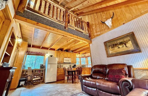 Glendale House | Dark sky stargazing cabin near Zion & Bryce